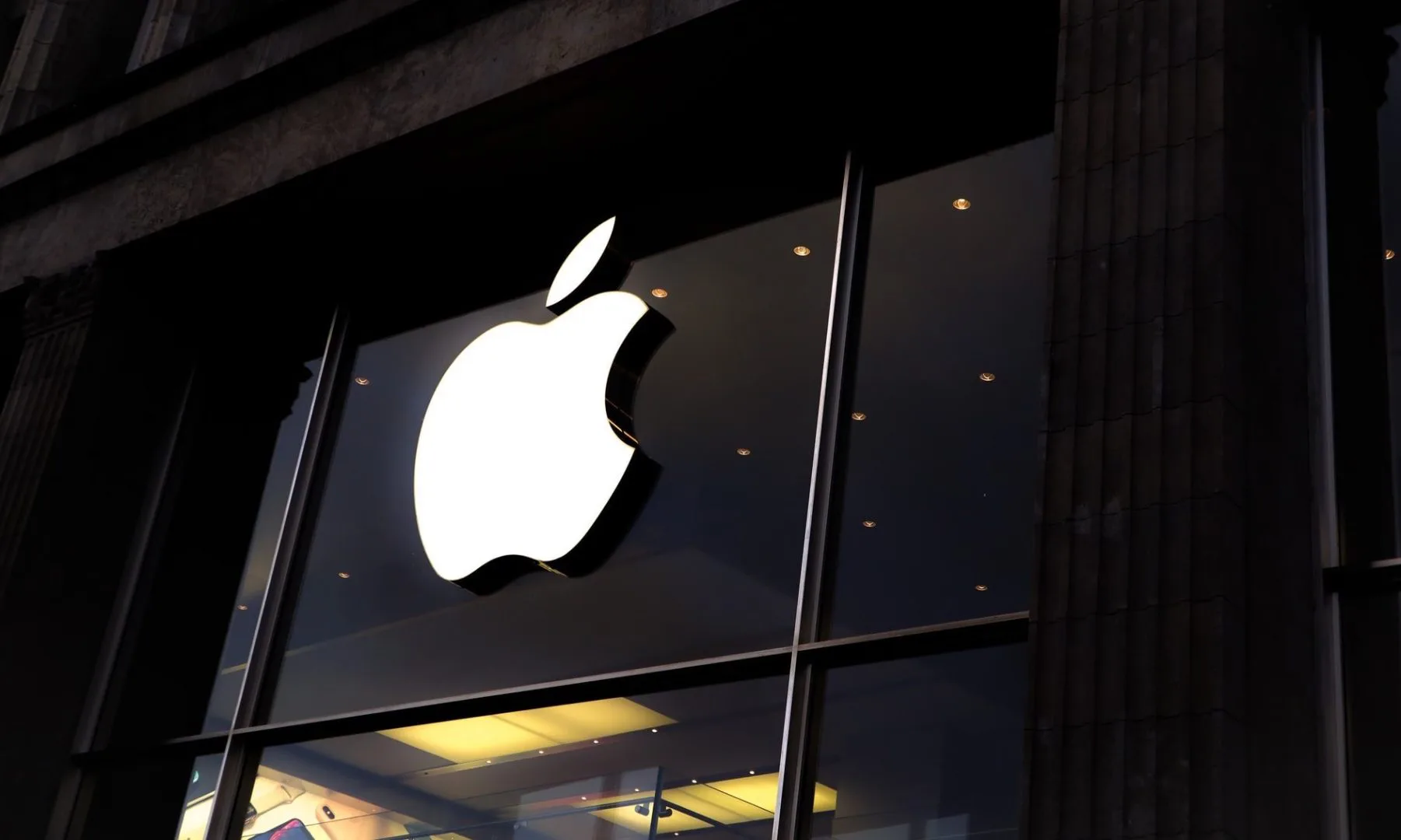 Apple tham gia nghiên cứu trí tuệ nhân tạo, ra mắt chatbot hoàn toàn mới Apple tham gia nghiên cứu trí tuệ nhân tạo, ra mắt chatbot hoàn toàn mới
