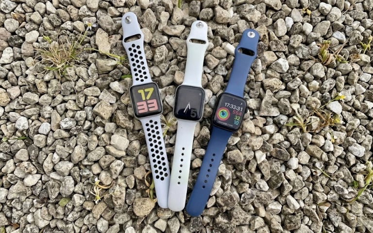 Pin Apple Watch dùng được bao lâu? Thực tế với Series 3, 4 và 5 cũ Apple Watch Series 3, Series 4 và Series 5 đặt cạnh nhau để so sánh