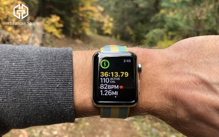 Pin Apple Watch dùng được bao lâu? Thực tế với Series 3, 4 và 5 cũ Apple Watch hiển thị Workout để kiểm tra mức hao pin khi vận động