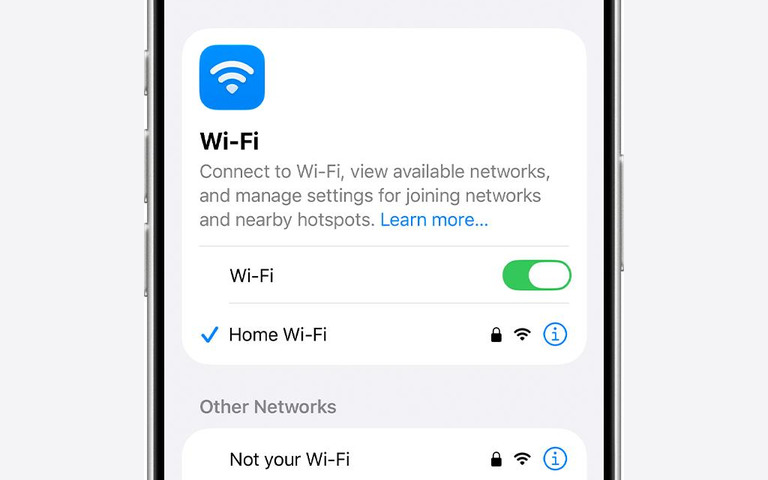 iPhone không kết nối được WiFi: Nguyên nhân và cách khắc phục Công tắc Wi-Fi đang bật và danh sách mạng trên iPhone.