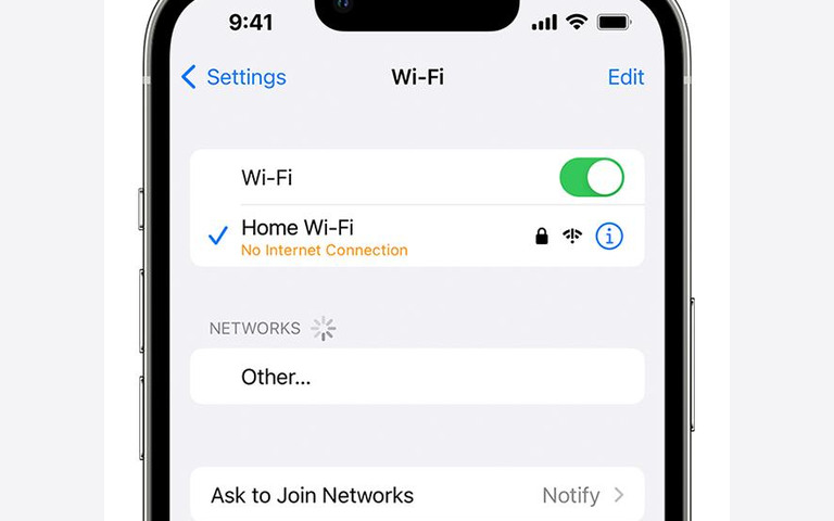 iPhone không kết nối được WiFi: Nguyên nhân và cách khắc phục iPhone báo No Internet Connection dưới tên Wi-Fi.